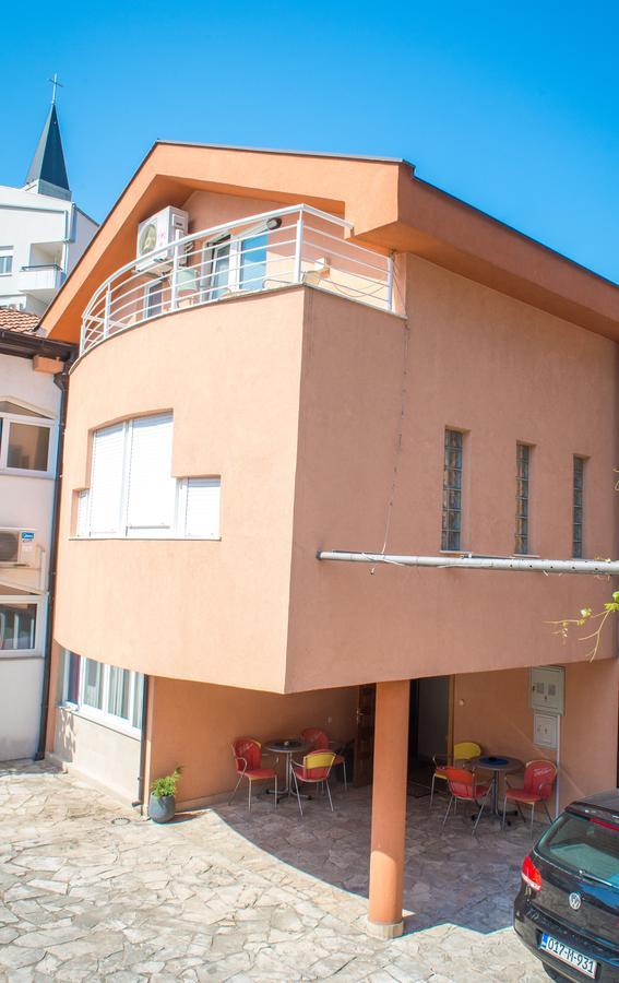 Guesthouse Stari Grad โมสตาร์ ภายนอก รูปภาพ