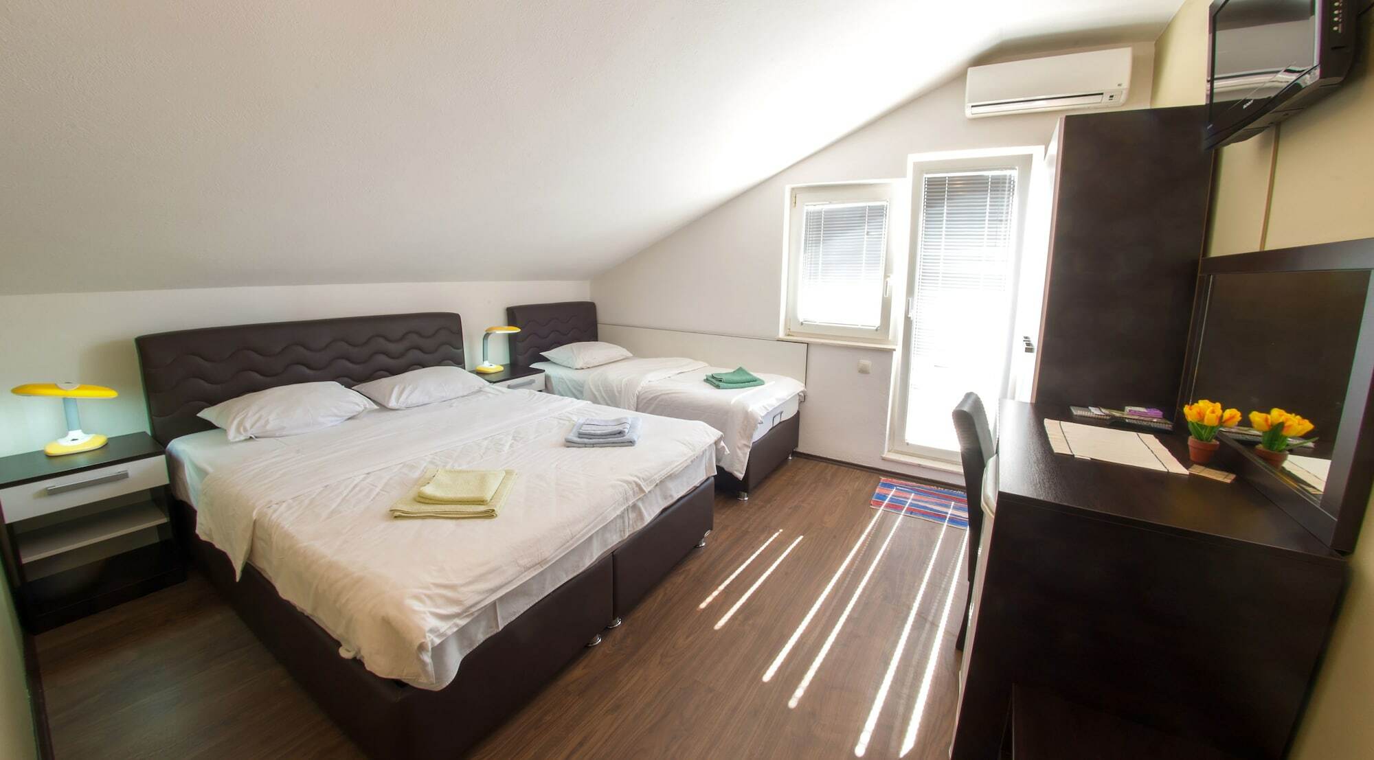Guesthouse Stari Grad โมสตาร์ ภายนอก รูปภาพ