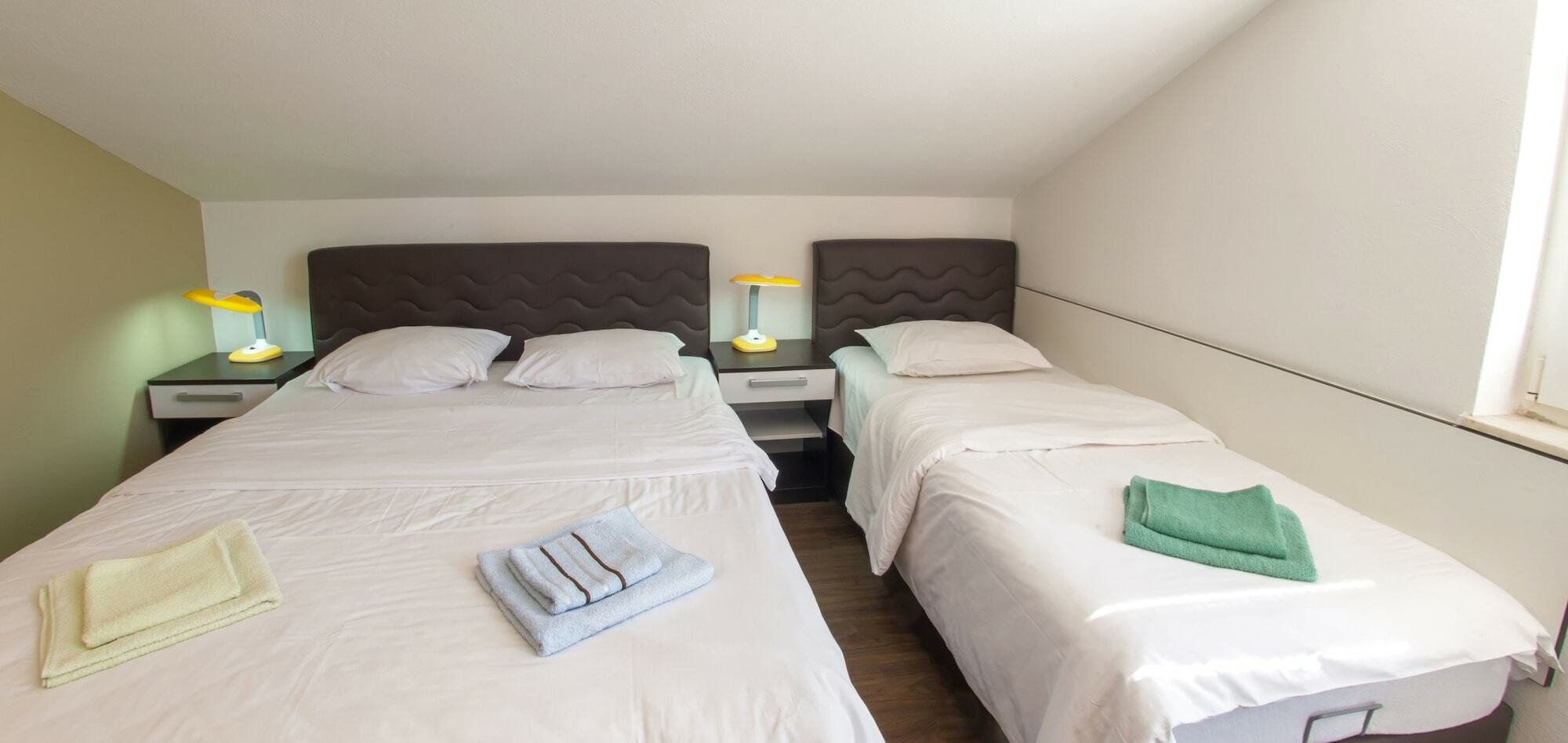 Guesthouse Stari Grad โมสตาร์ ภายนอก รูปภาพ
